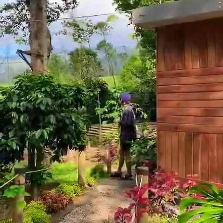 Hôtel Penginapan Nuansa Riung Gunung à Pangalengan Extérieur photo