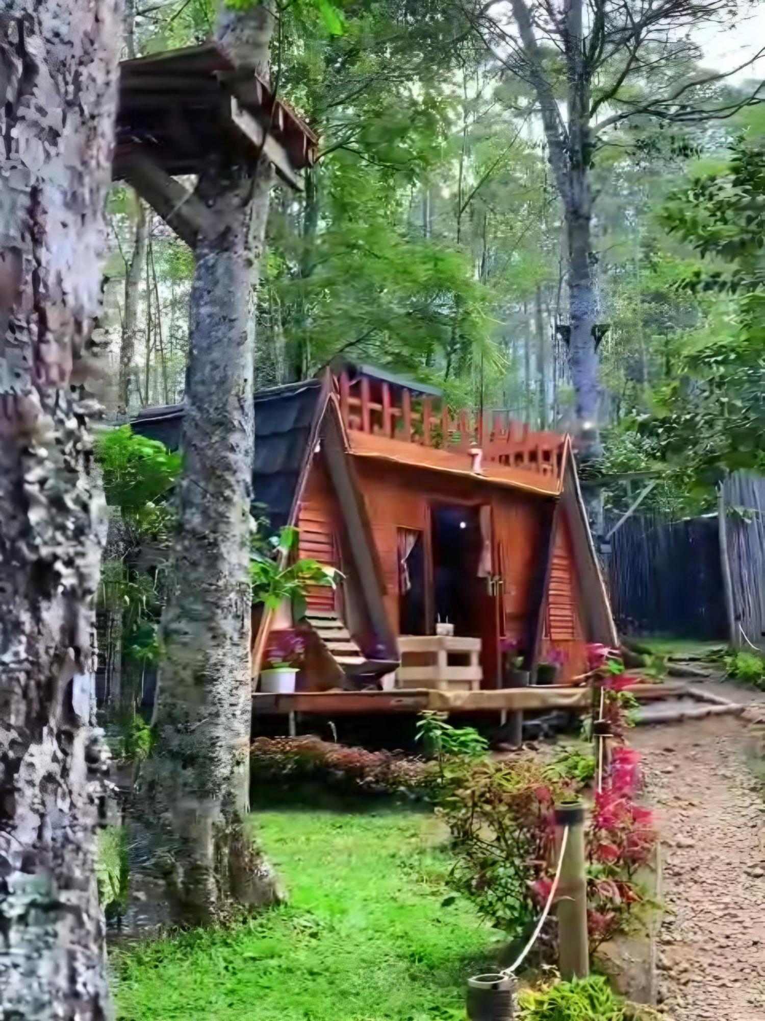 Hôtel Penginapan Nuansa Riung Gunung à Pangalengan Extérieur photo